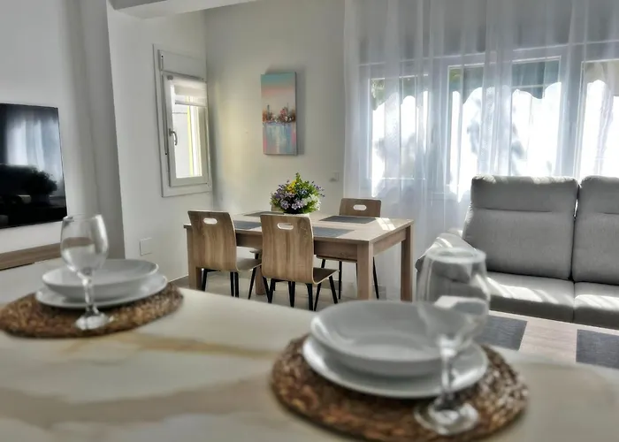 New & Luxurious Апартаменти